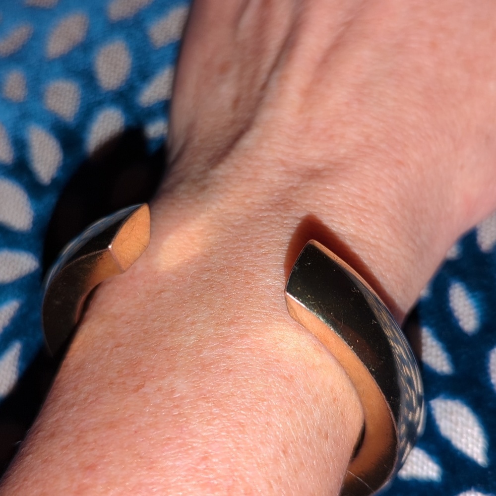 🫴 Vintage Gold Tone Cuff Bracelet Maximalist - Vintage? J.Crew - Picture 7 of 14